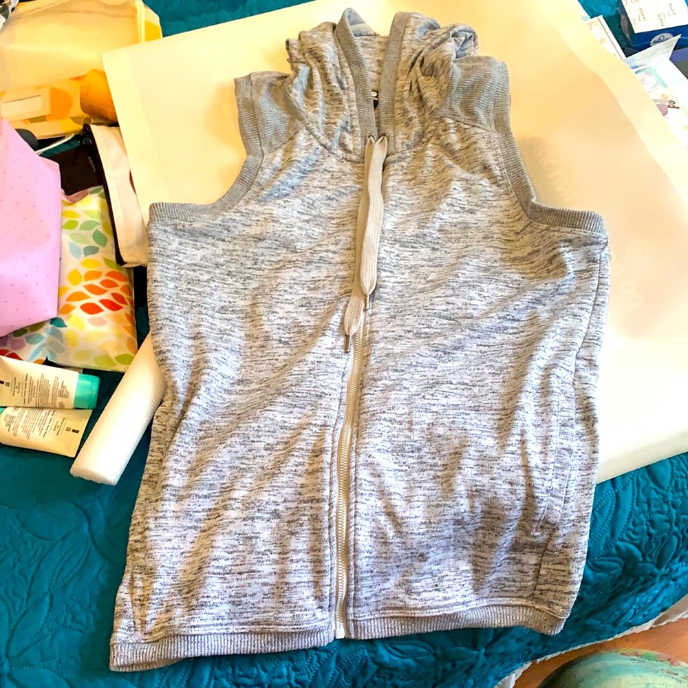 90 degree tank zip up